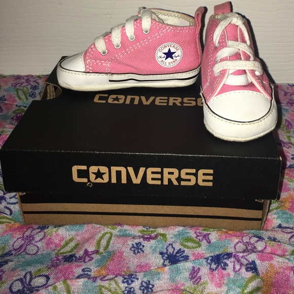 Baby Pink Soft Sole Converse - Picture 1 of 2
